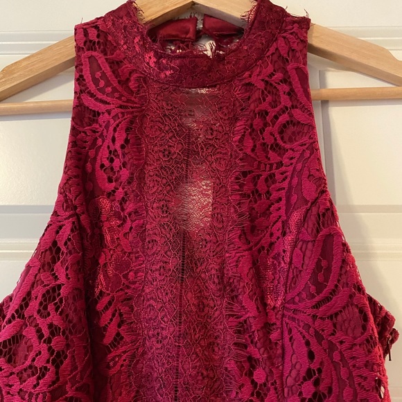3 for $10 ✨4x Host Pick✨ Raspberry/ Wine All-Over Lace Dress - Picture 3 of 8